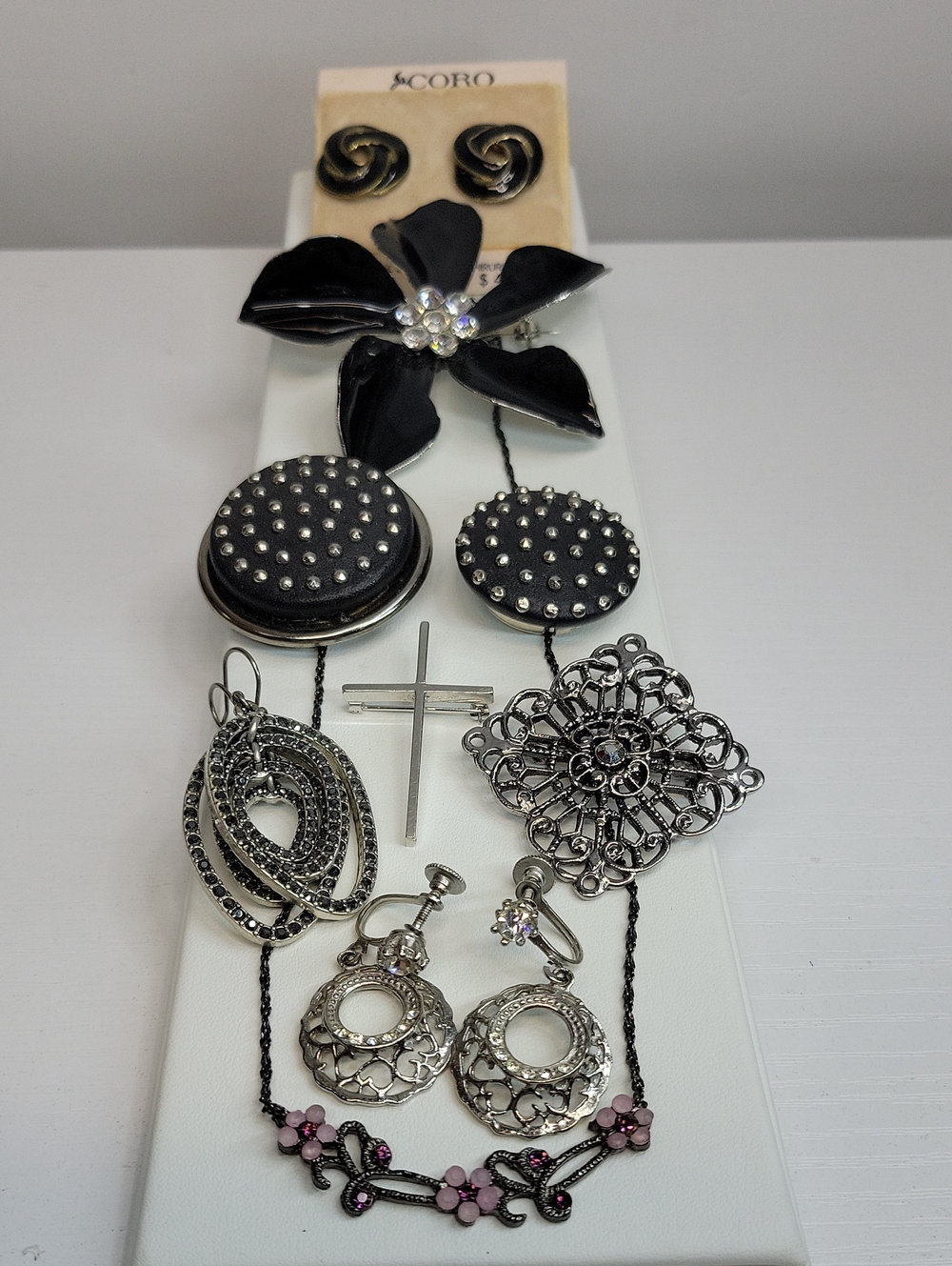 Vintage Black Tone Jewelry Bundle